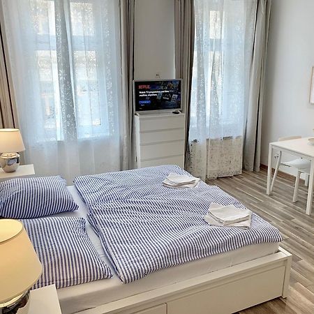 Farmer'S Market Apartments فيينا الغرفة الصورة